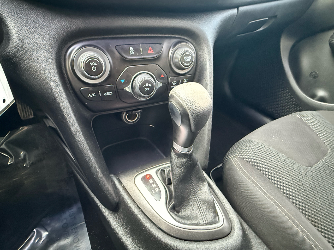 Dodge Dart 4dr Sdn SXT *Ltd Avail* 2016