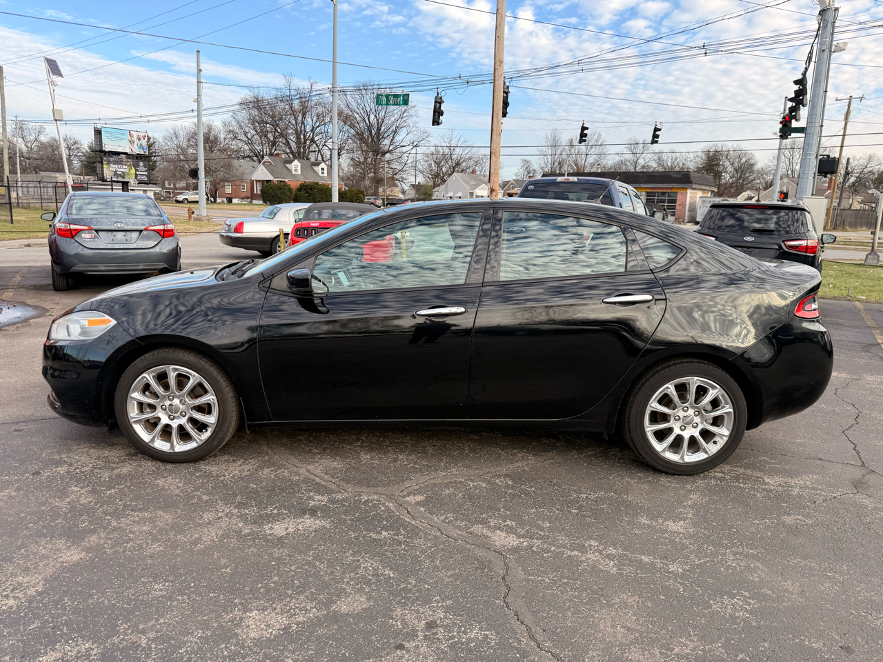 Dodge Dart 4dr Sdn Limited 2013