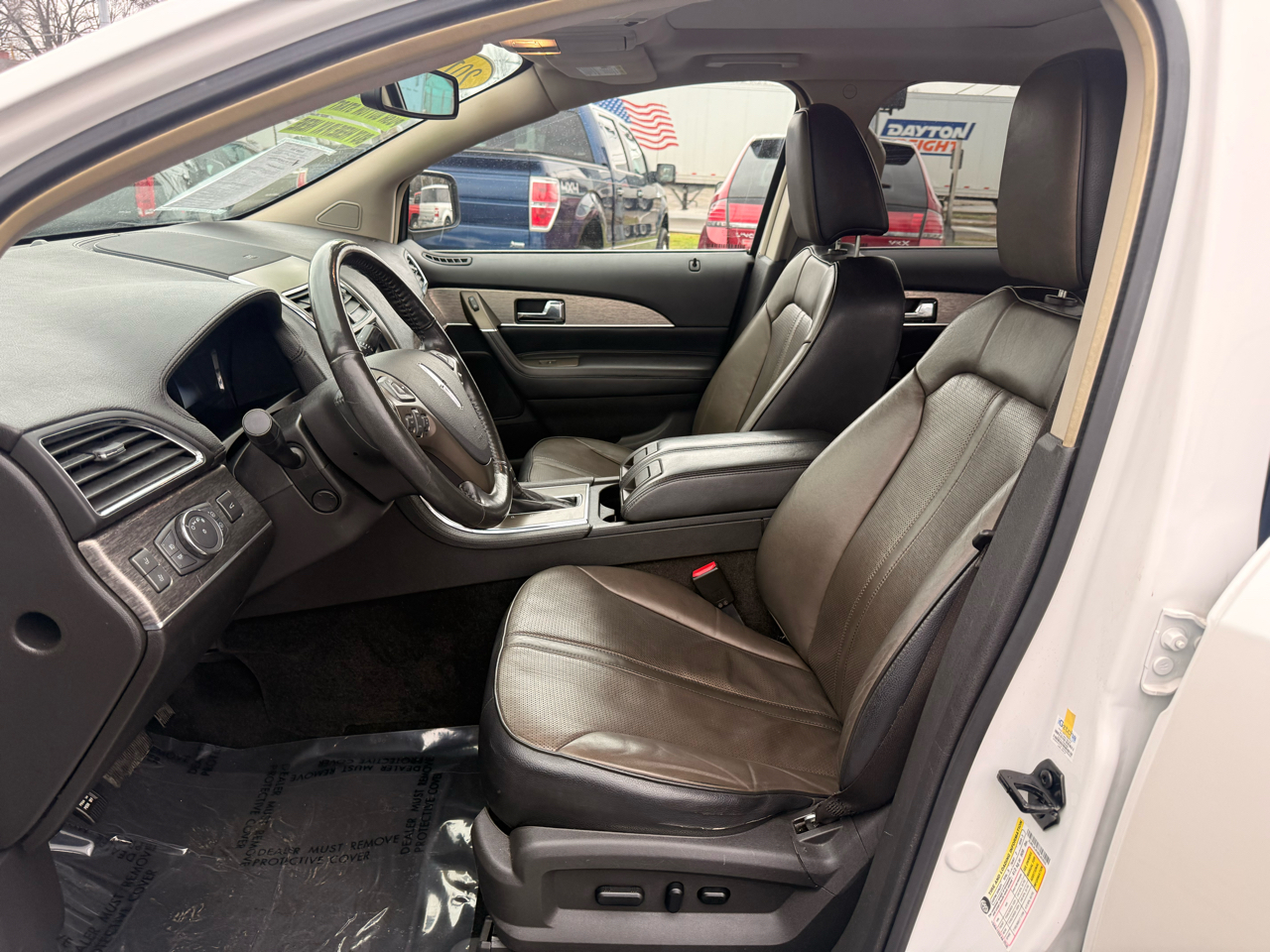 Lincoln MKX AWD 4dr 2011