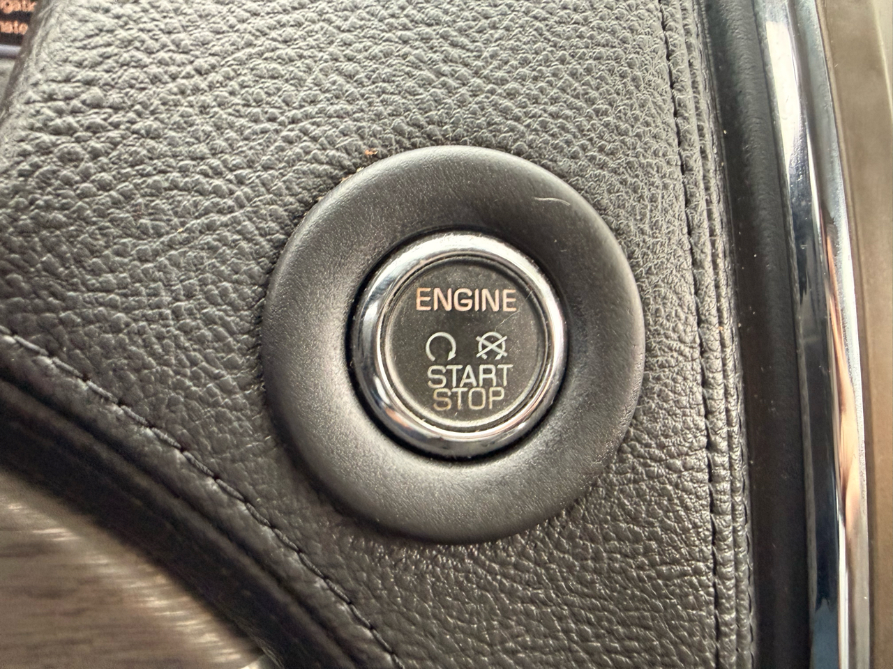 Lincoln MKX AWD 4dr 2011