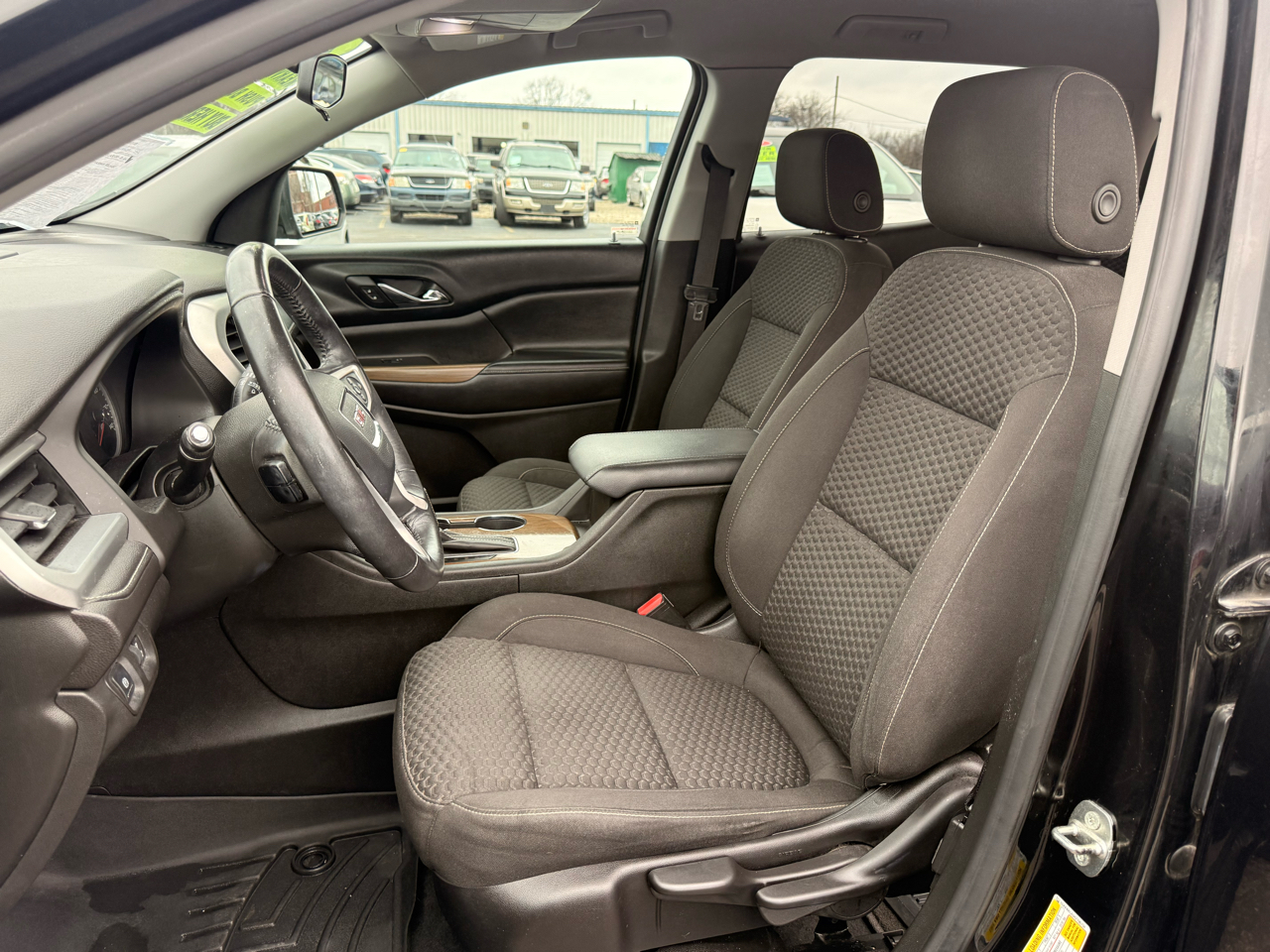 GMC Acadia FWD 4dr SLE w/SLE-1 2017