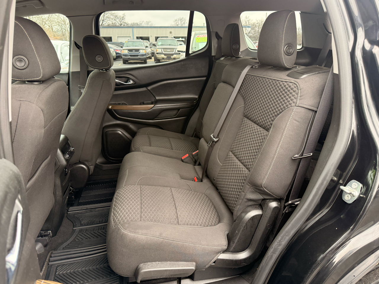 GMC Acadia FWD 4dr SLE w/SLE-1 2017