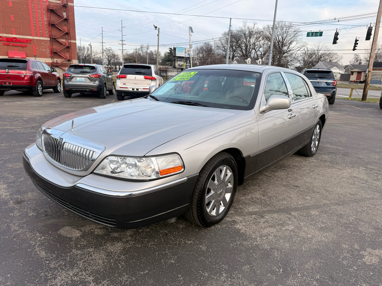 Lincoln Town Car 4dr Sdn Signature Limited 2005
