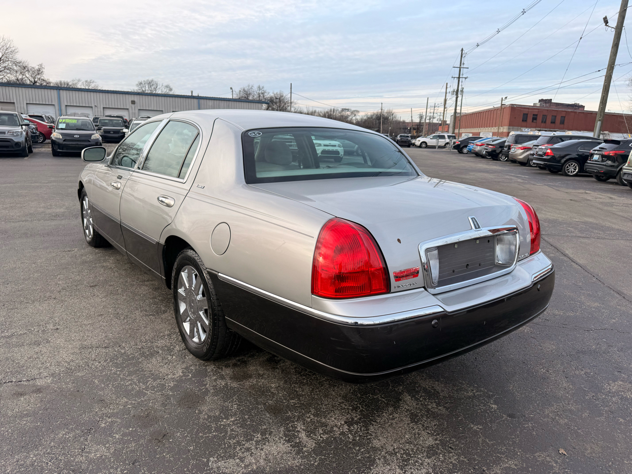 Lincoln Town Car 4dr Sdn Signature Limited 2005