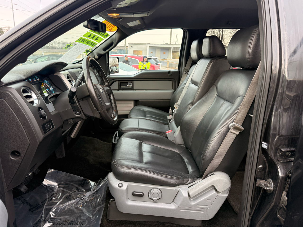 Ford F-150 4WD SuperCrew 139" XLT 2014