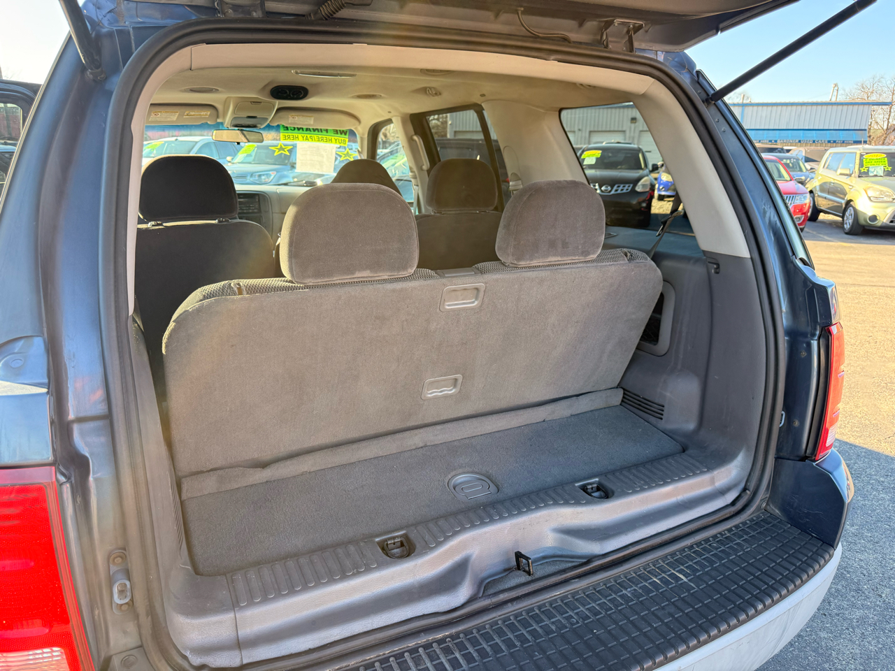 Ford Explorer 4dr 114" WB XLT 4WD 2002