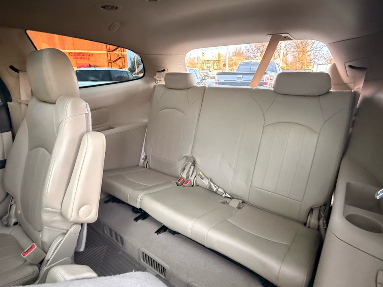 Buick Enclave FWD 4dr Premium 2012