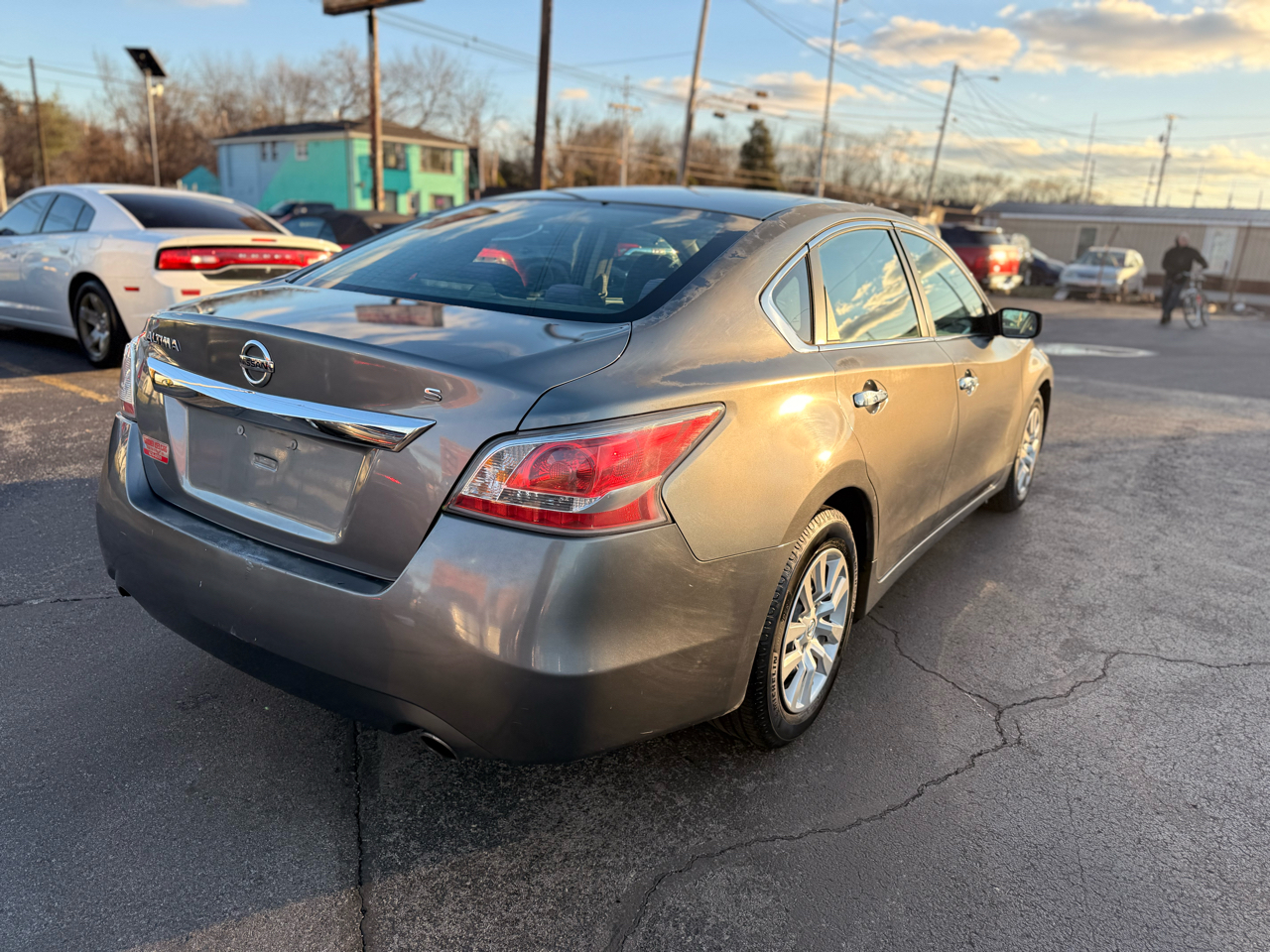 Nissan Altima 4dr Sdn I4 2.5 2015