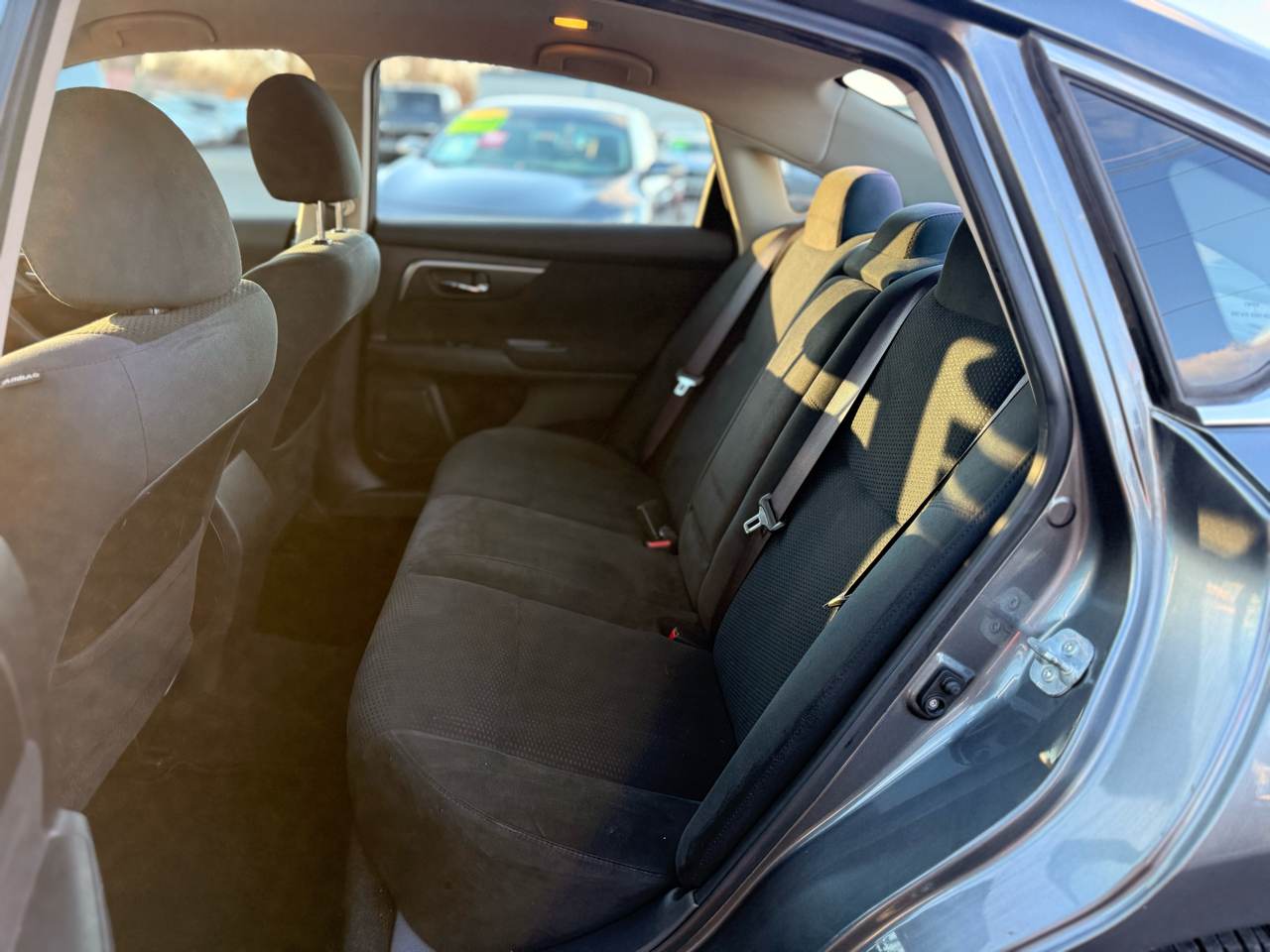 Nissan Altima 4dr Sdn I4 2.5 2015