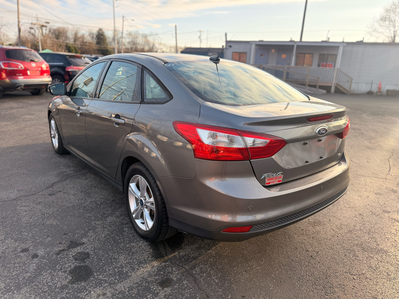 Ford Focus 4dr Sdn SE 2014