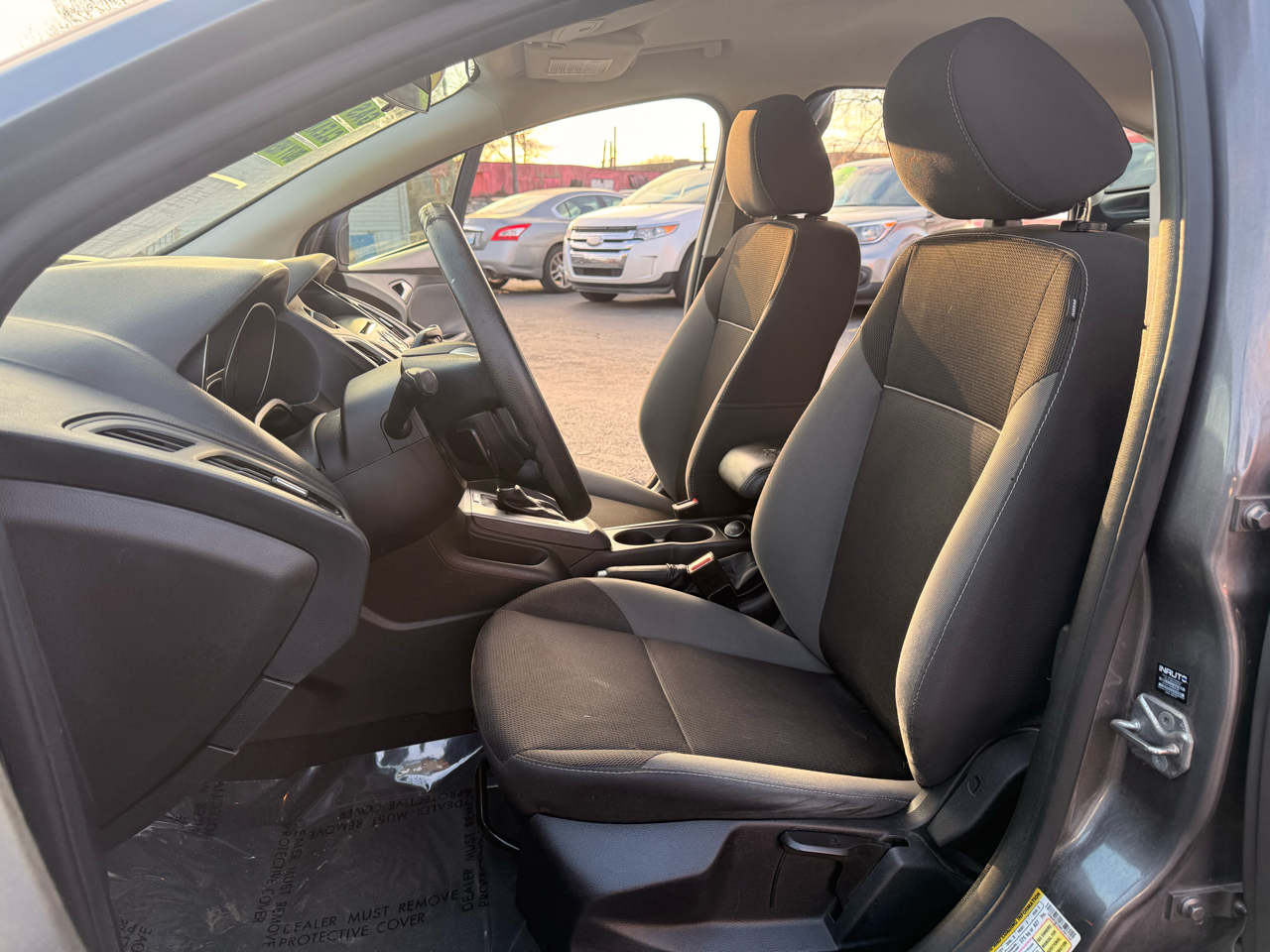 Ford Focus 4dr Sdn SE 2014