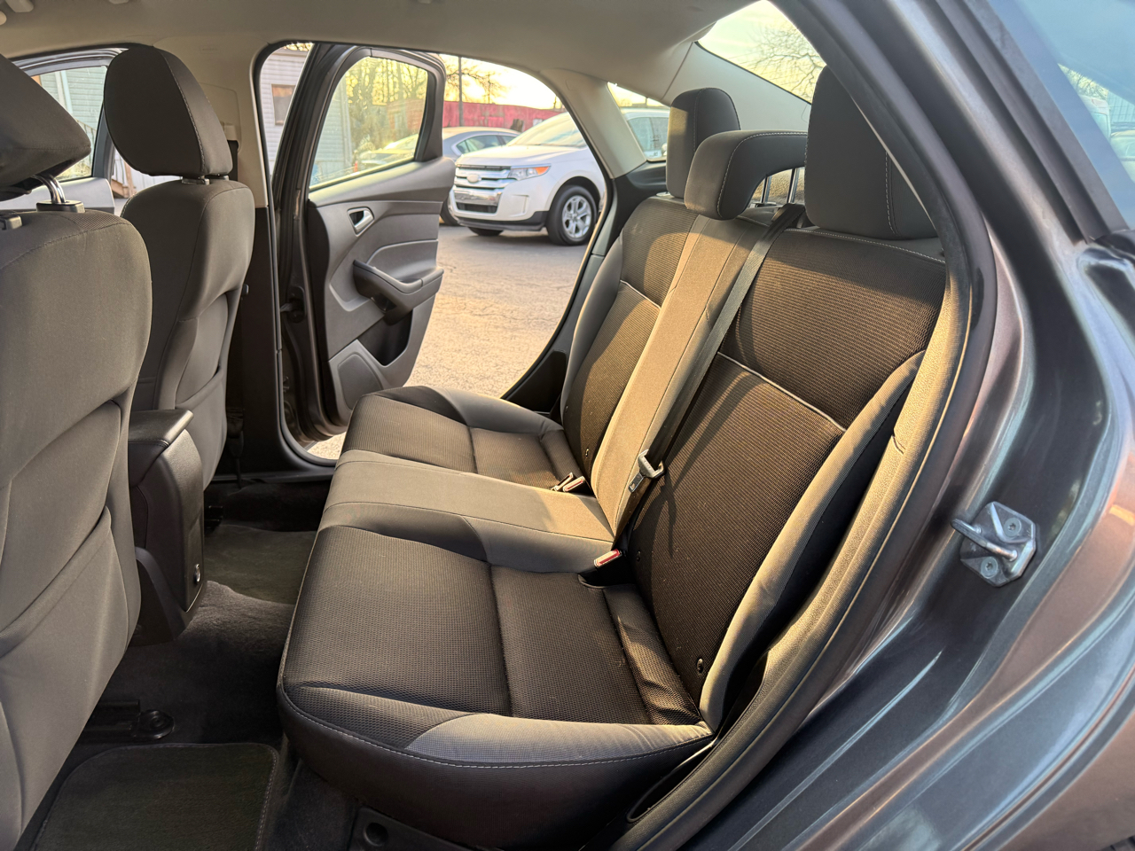 Ford Focus 4dr Sdn SE 2014