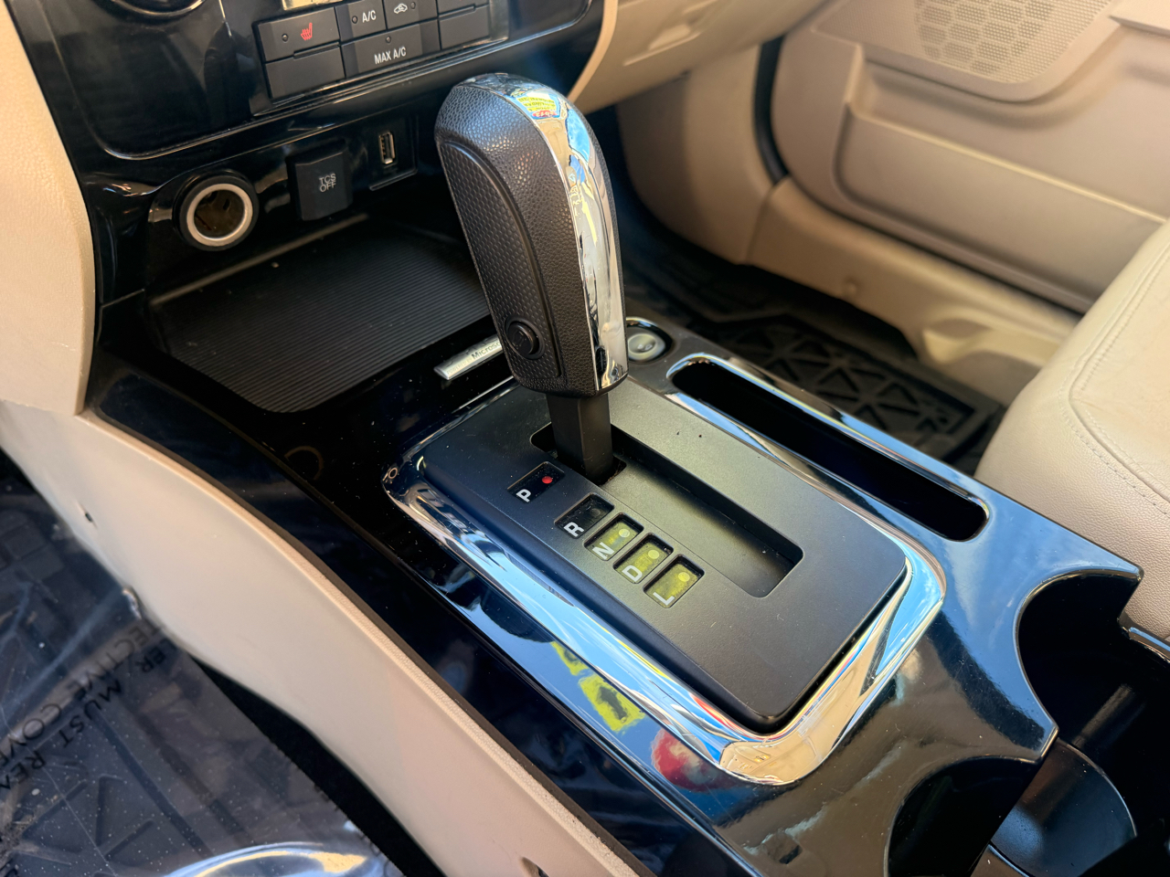 Ford Escape FWD 4dr Limited 2012