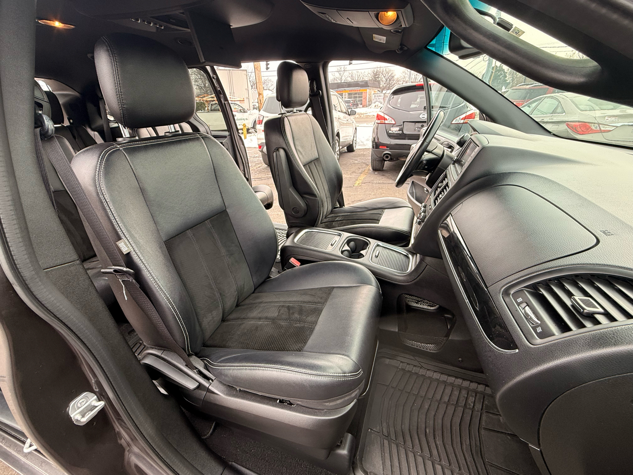 Dodge Grand Caravan 4dr Wgn SXT Plus 2015