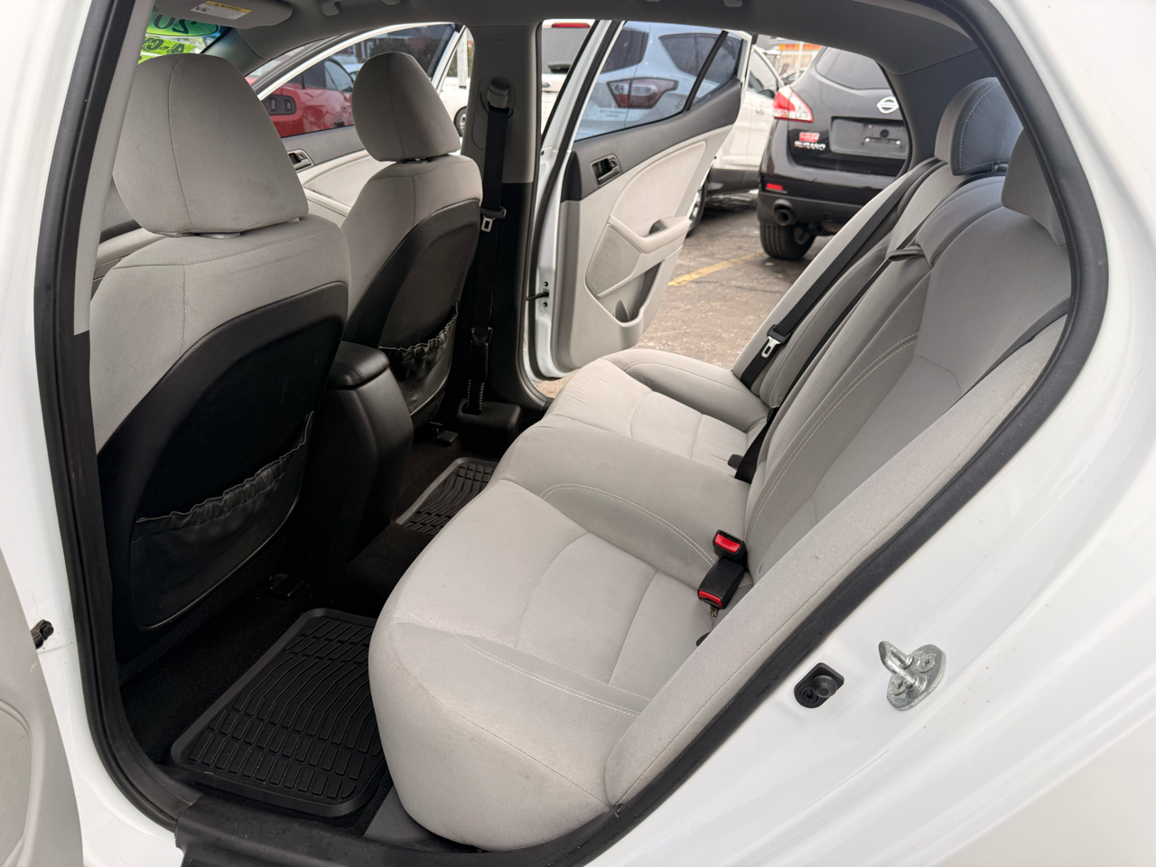 Kia Optima 4dr Sdn LX 2013