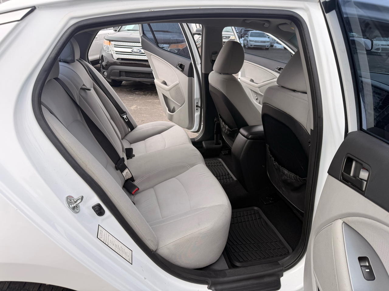 Kia Optima 4dr Sdn LX 2013