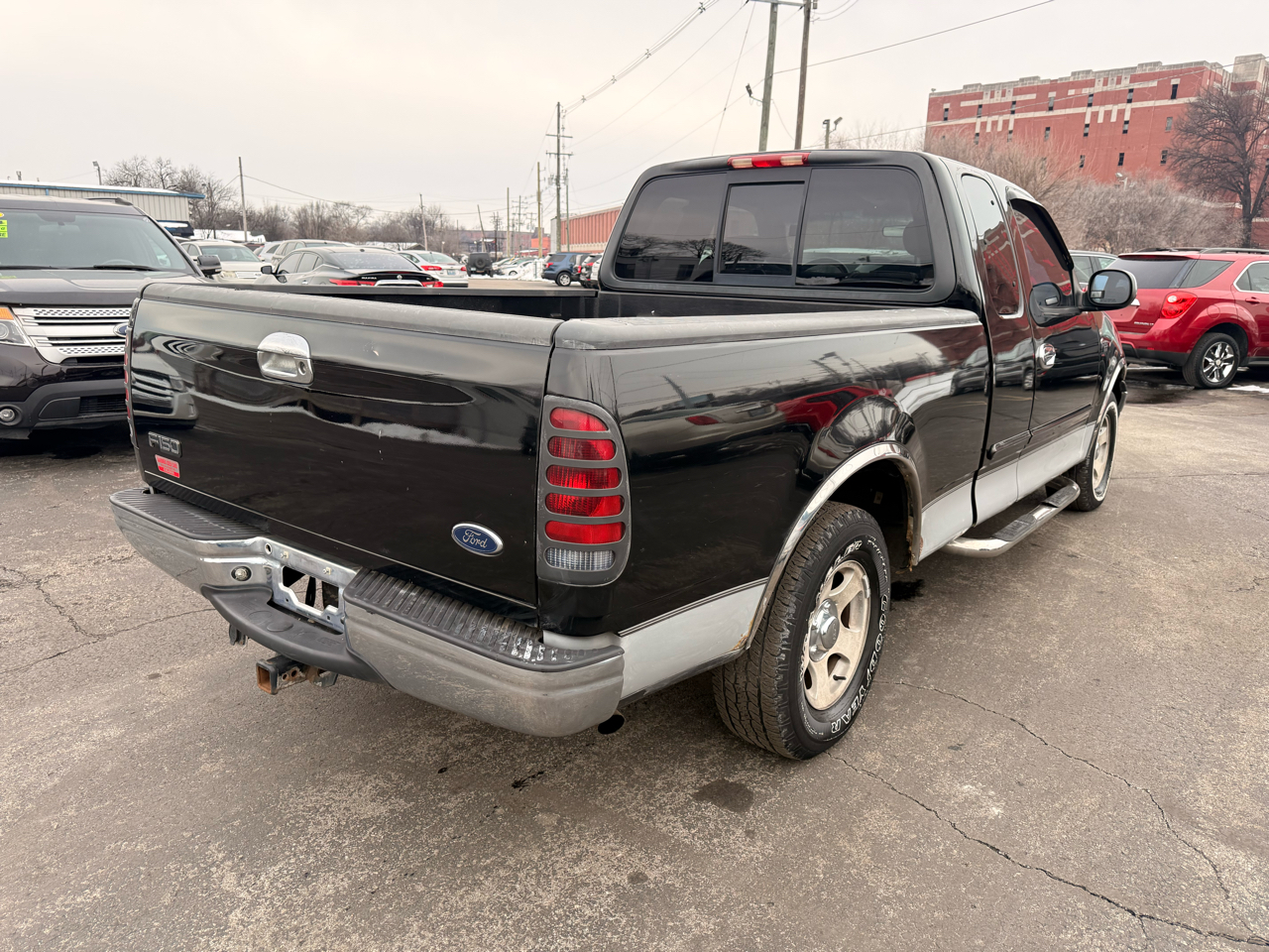 Ford F-150 Supercab 139" XLT 2002