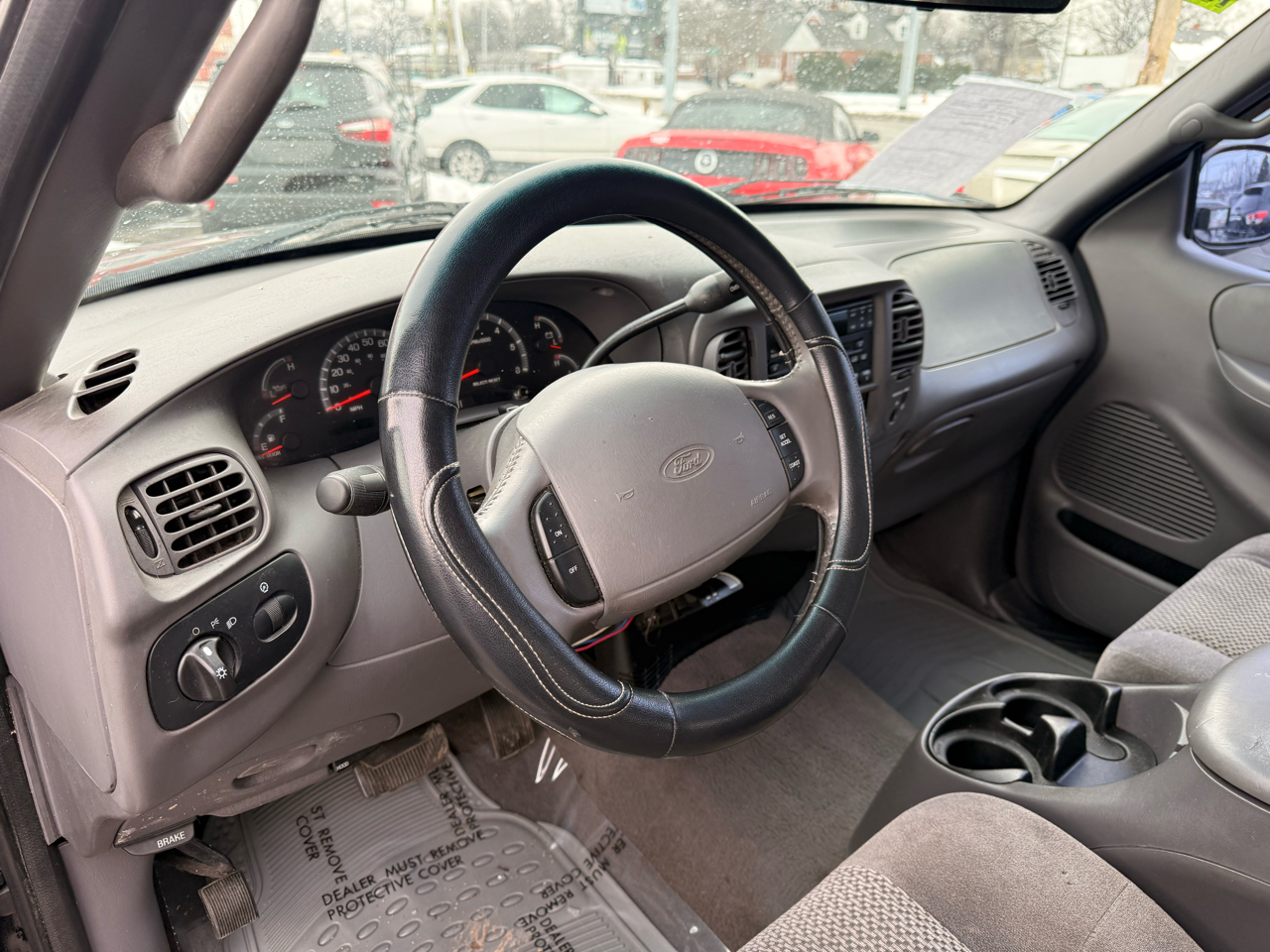 Ford F-150 Supercab 139" XLT 2002