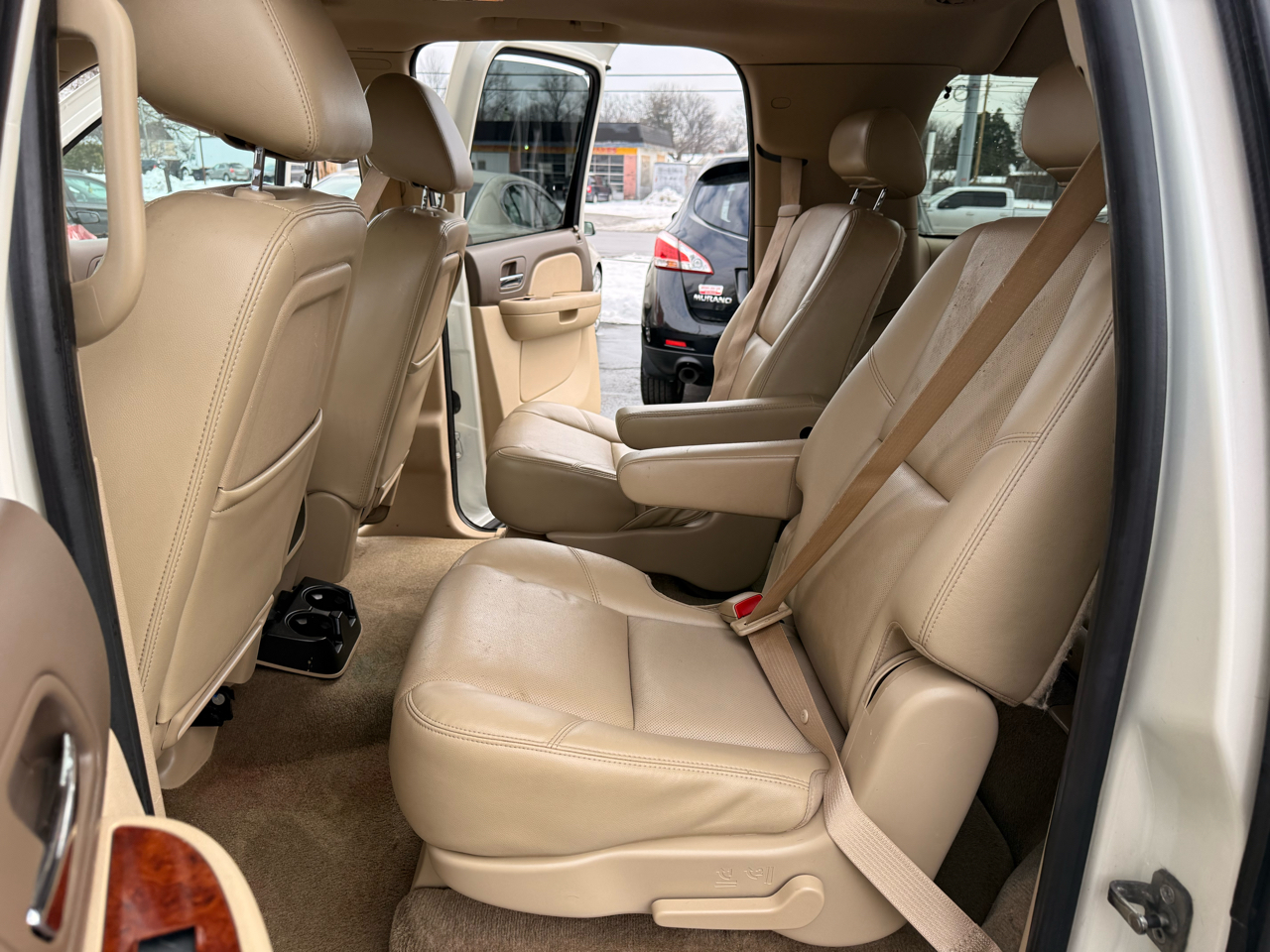 Chevrolet Suburban 4WD 4dr 1500 LTZ 2010