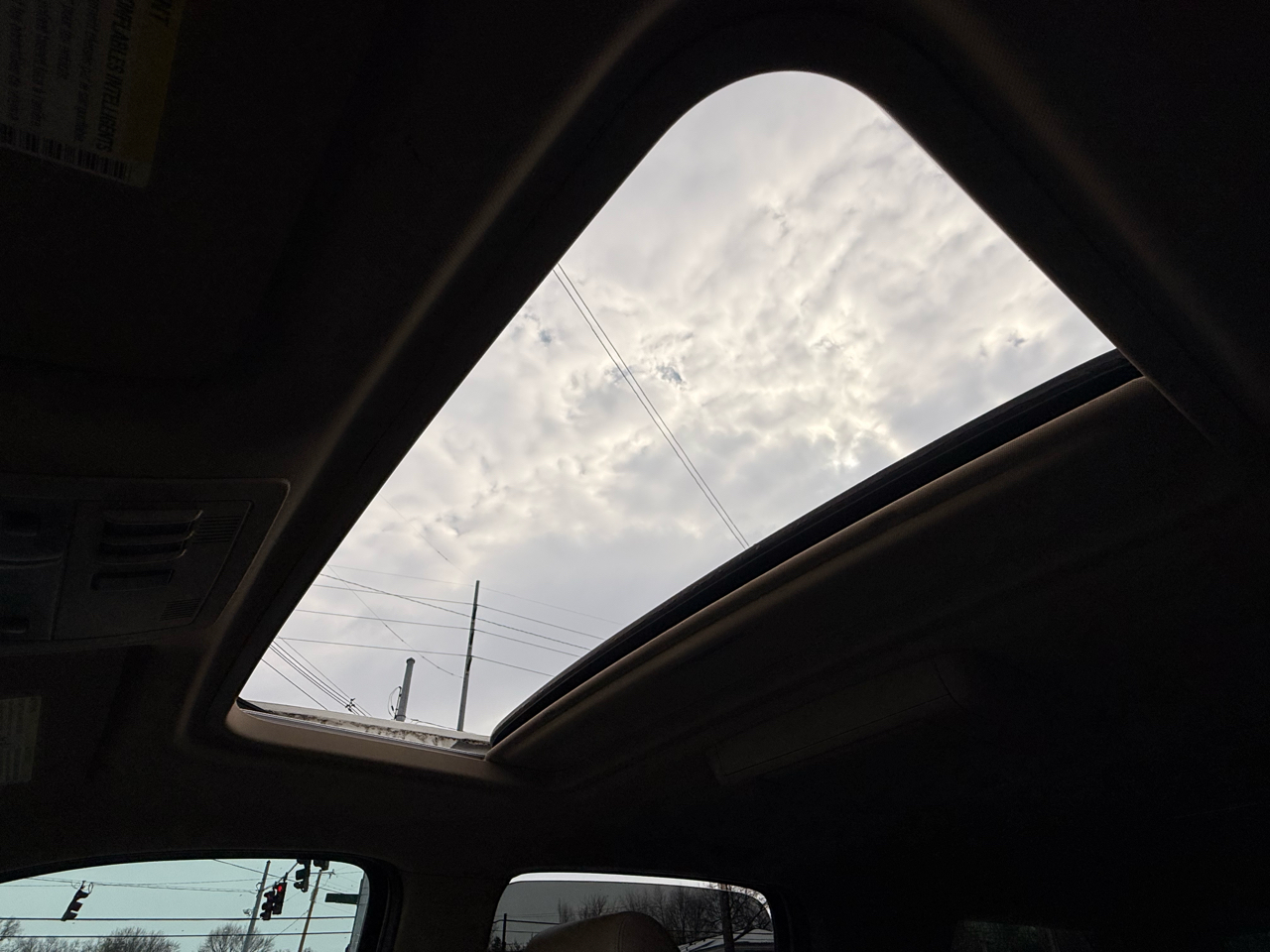 Chevrolet Suburban 4WD 4dr 1500 LTZ 2010