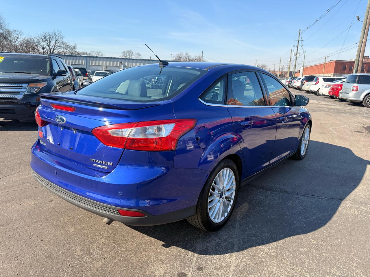 Ford Focus 4dr Sdn Titanium 2014