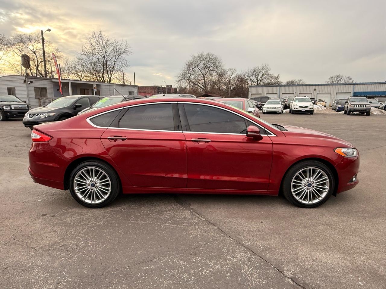 Ford Fusion 4dr Sdn SE FWD 2015