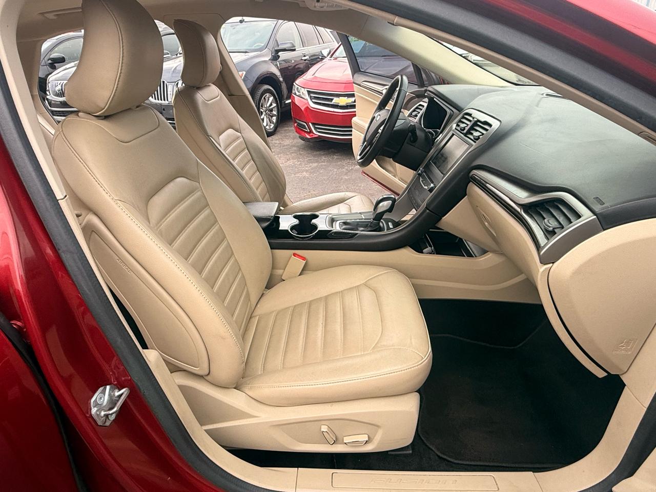 Ford Fusion 4dr Sdn SE FWD 2015