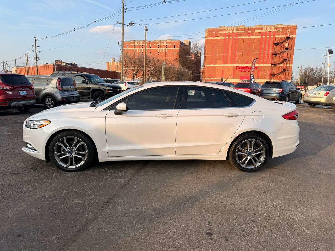 Ford Fusion SE FWD 2017