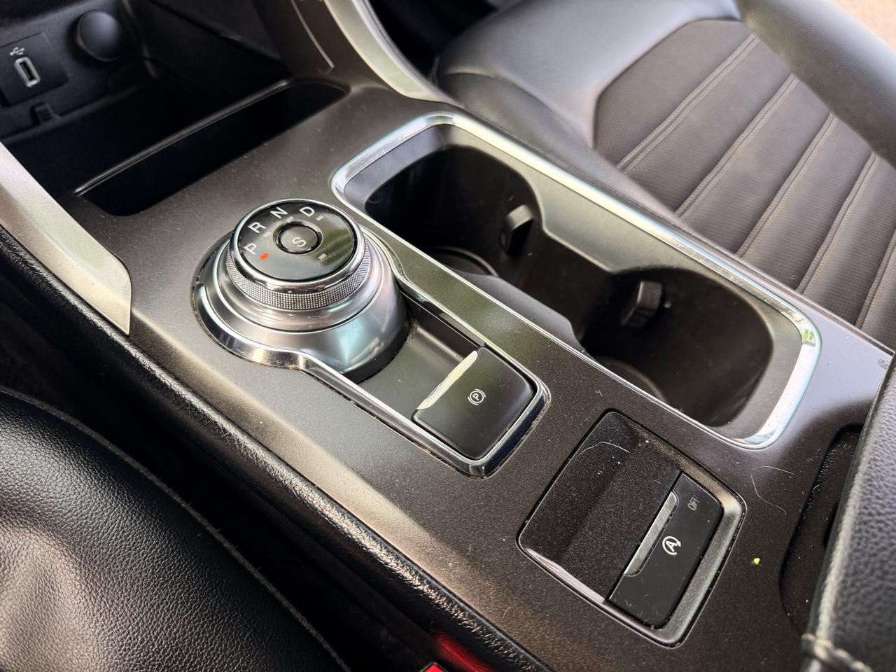 Ford Fusion SE FWD 2017