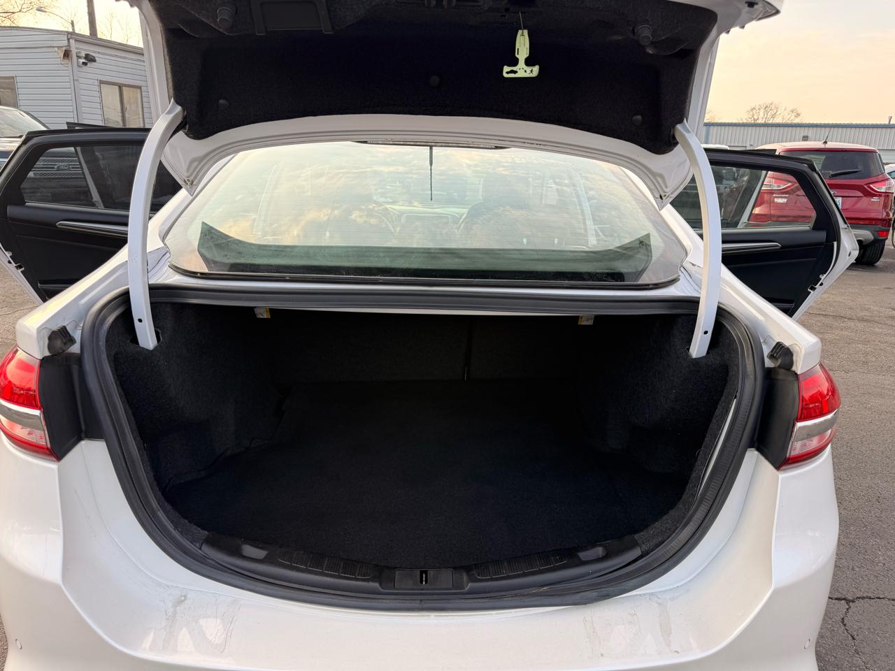 Ford Fusion SE FWD 2017