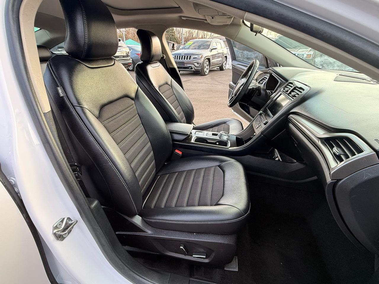 Ford Fusion SE FWD 2017