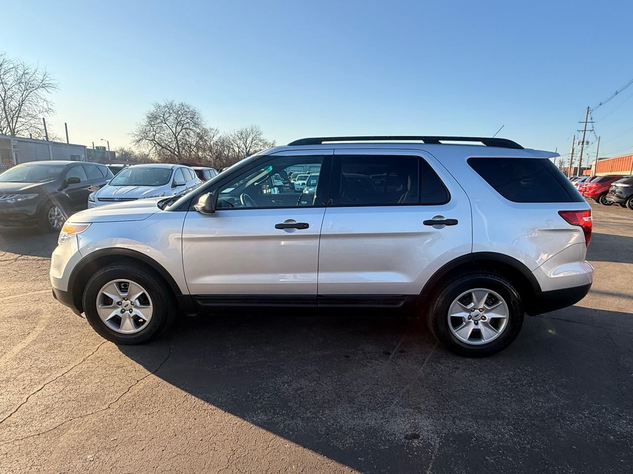 Ford Explorer FWD 4dr Base 2014