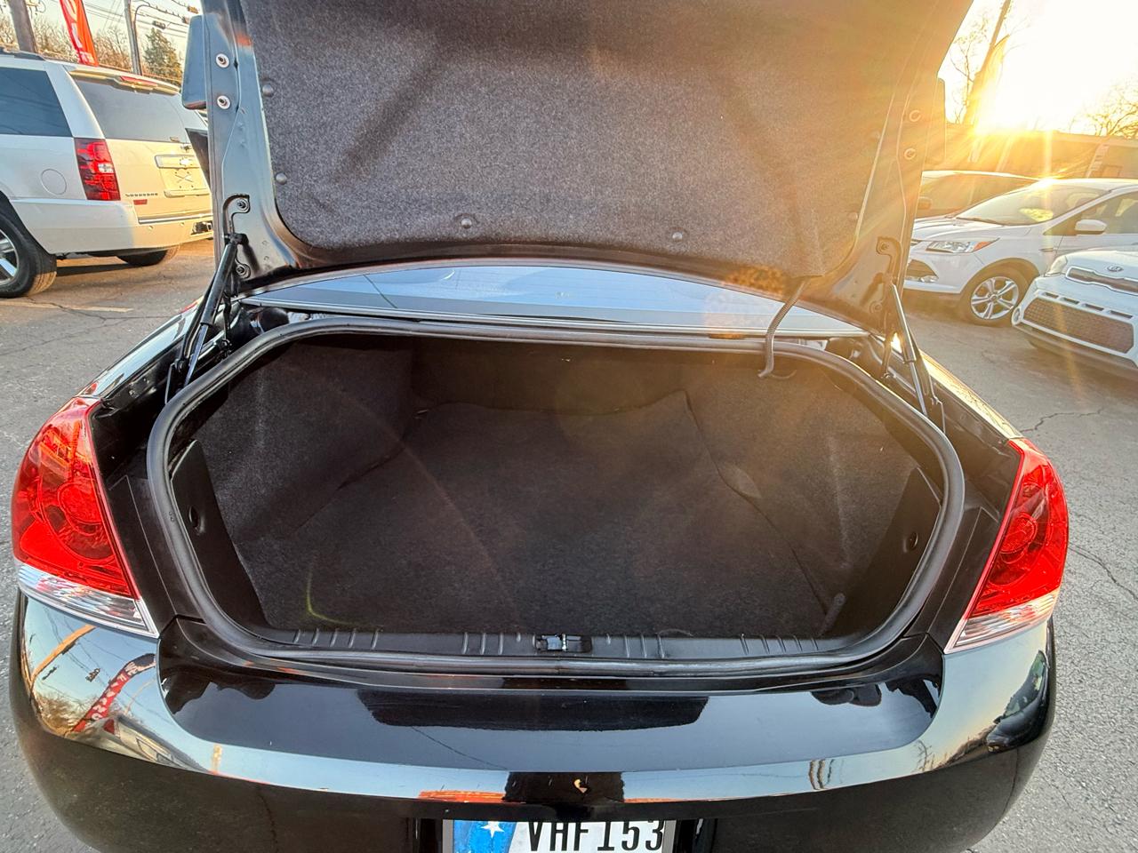 Chevrolet Impala 4dr Sdn LT Retail 2012