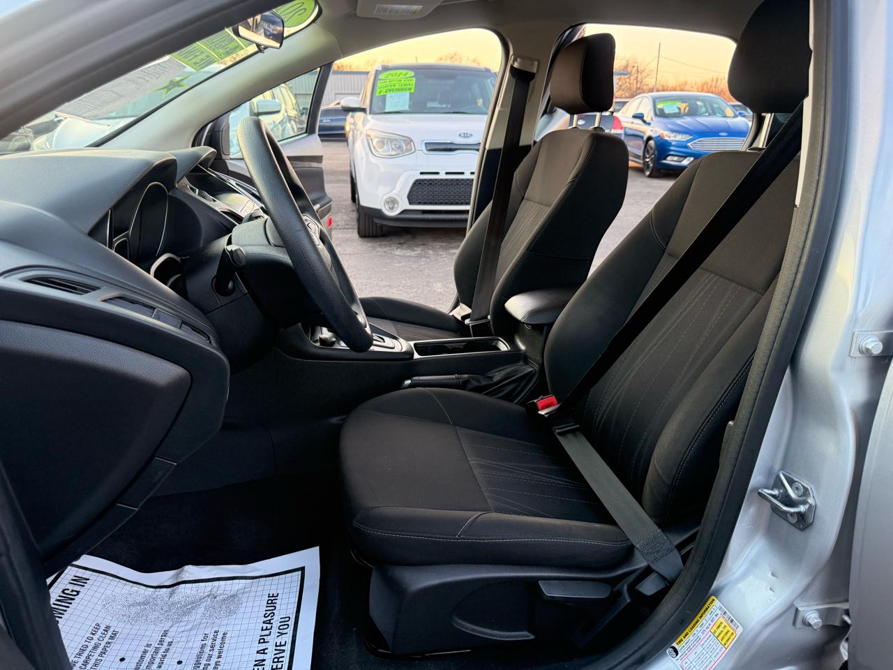 Ford Focus SE Sedan 2018