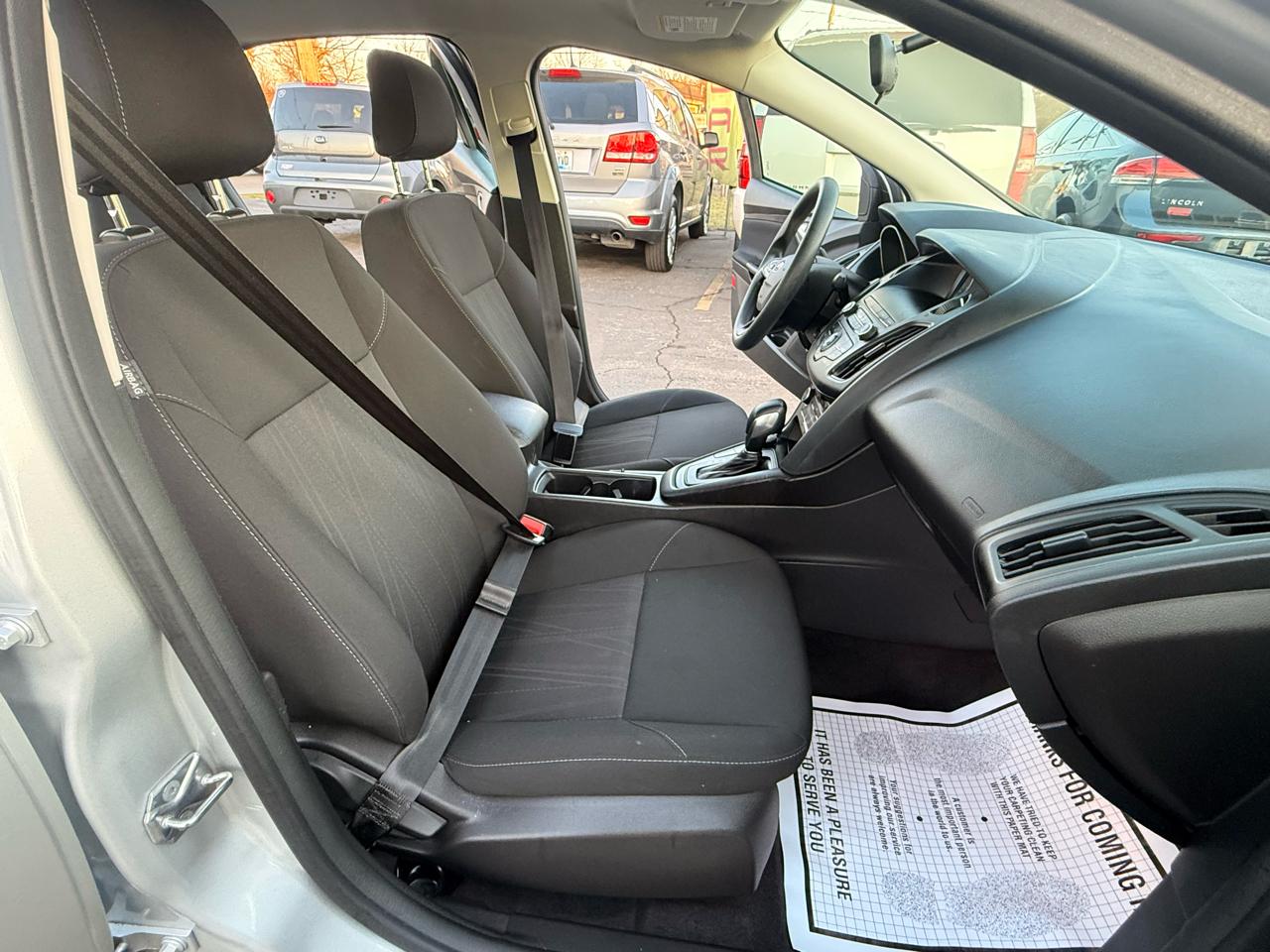 Ford Focus SE Sedan 2018