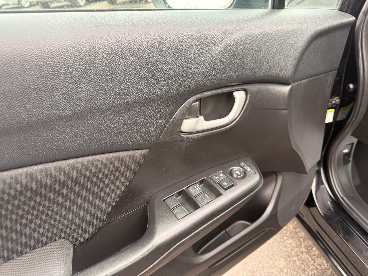 Honda Civic Sedan 4dr CVT LX 2015