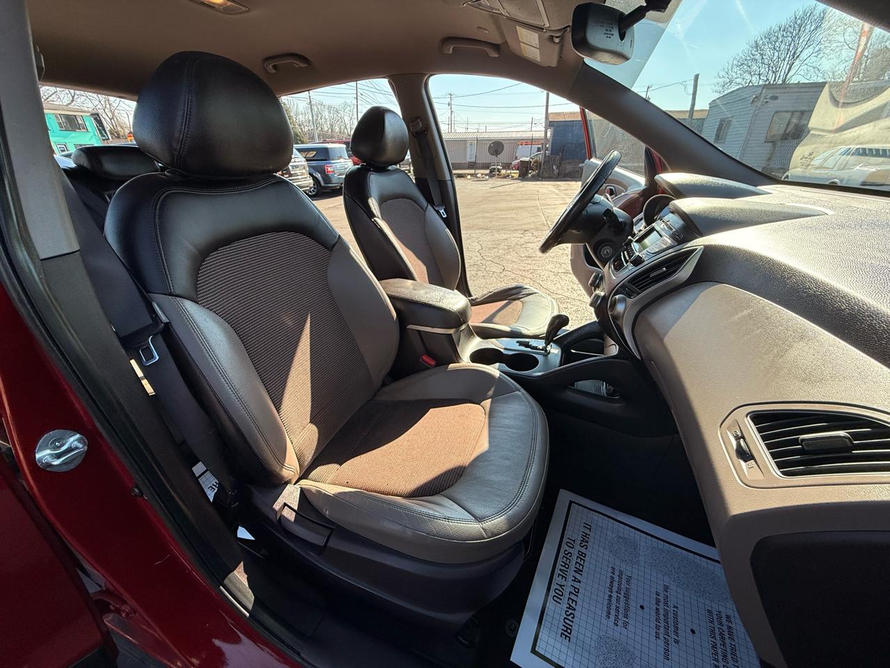 Hyundai Tucson FWD 4dr Auto GLS 2011