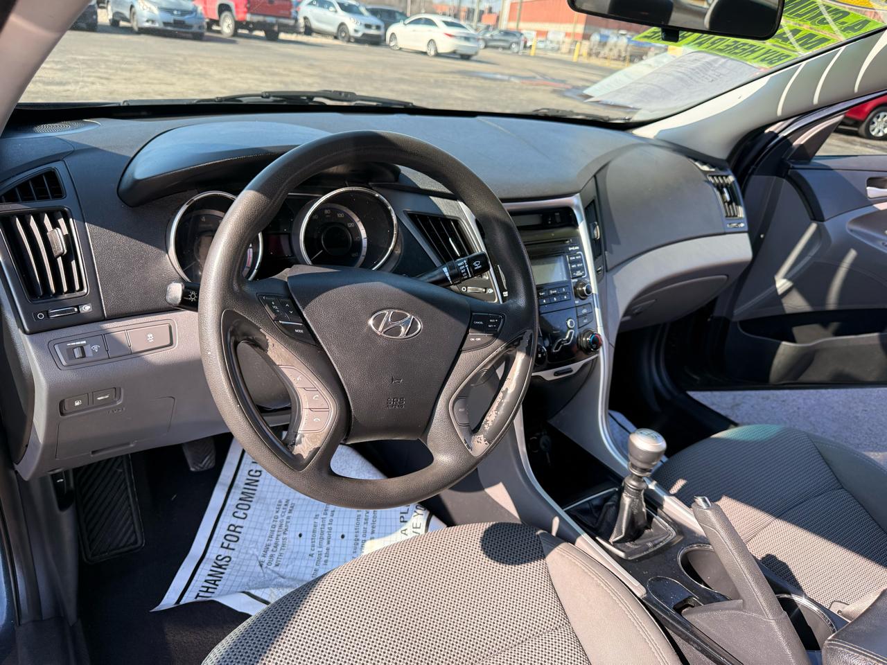 Hyundai Sonata 4dr Sdn 2.4L Man GLS 2011