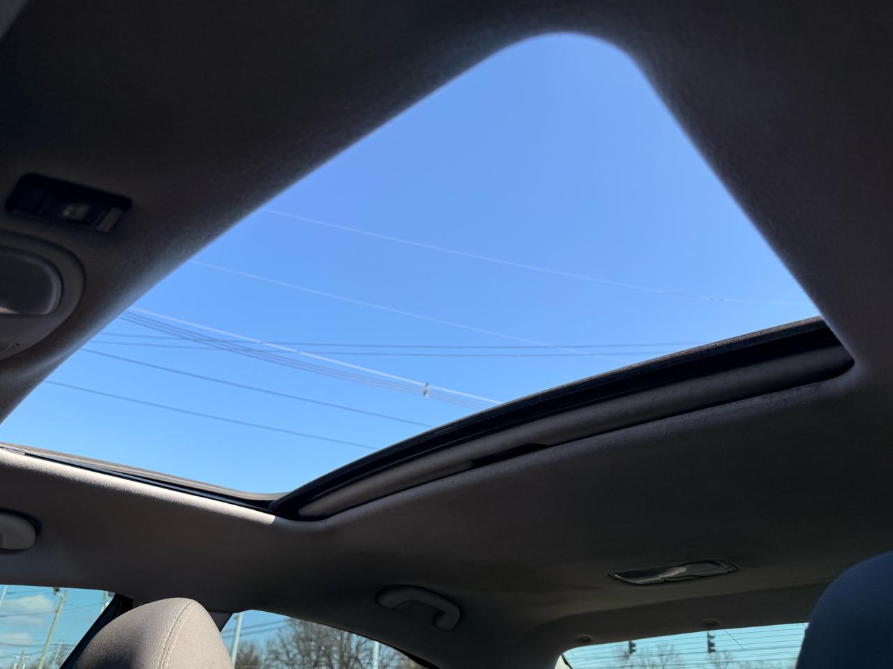 Hyundai Sonata 4dr Sdn 2.4L Man GLS 2011