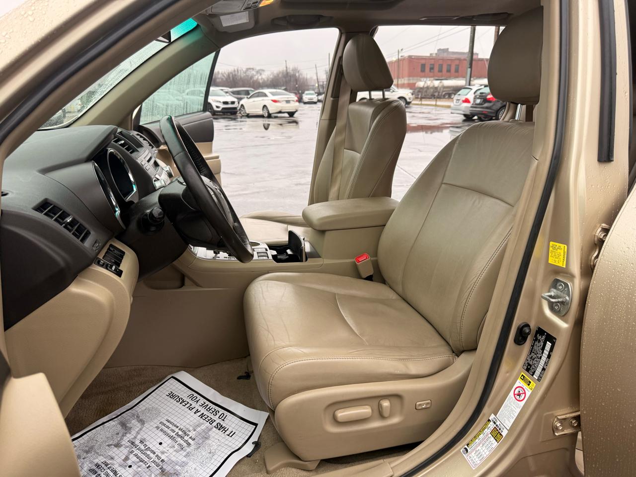 Toyota Highlander 4WD 4dr V6 SE (Natl) 2010