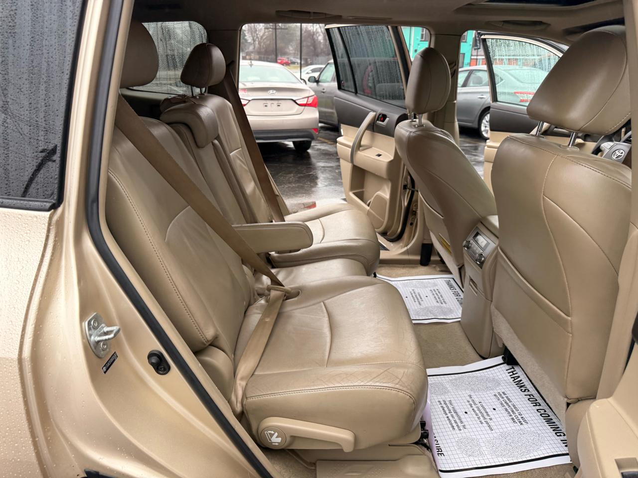 Toyota Highlander 4WD 4dr V6 SE (Natl) 2010