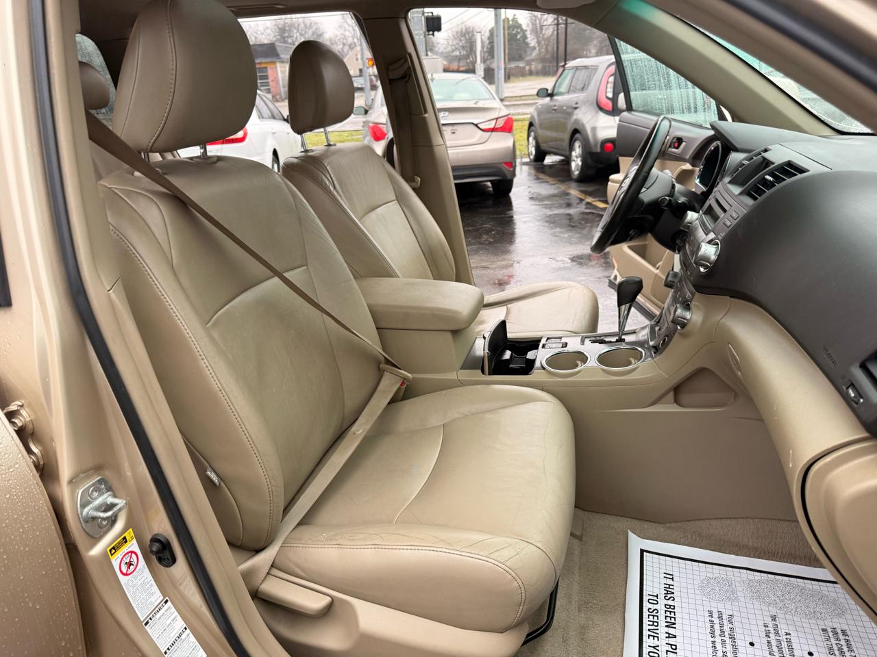 Toyota Highlander 4WD 4dr V6 SE (Natl) 2010