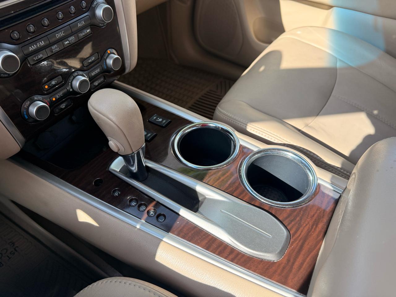 Nissan Pathfinder 2WD 4dr SL 2013