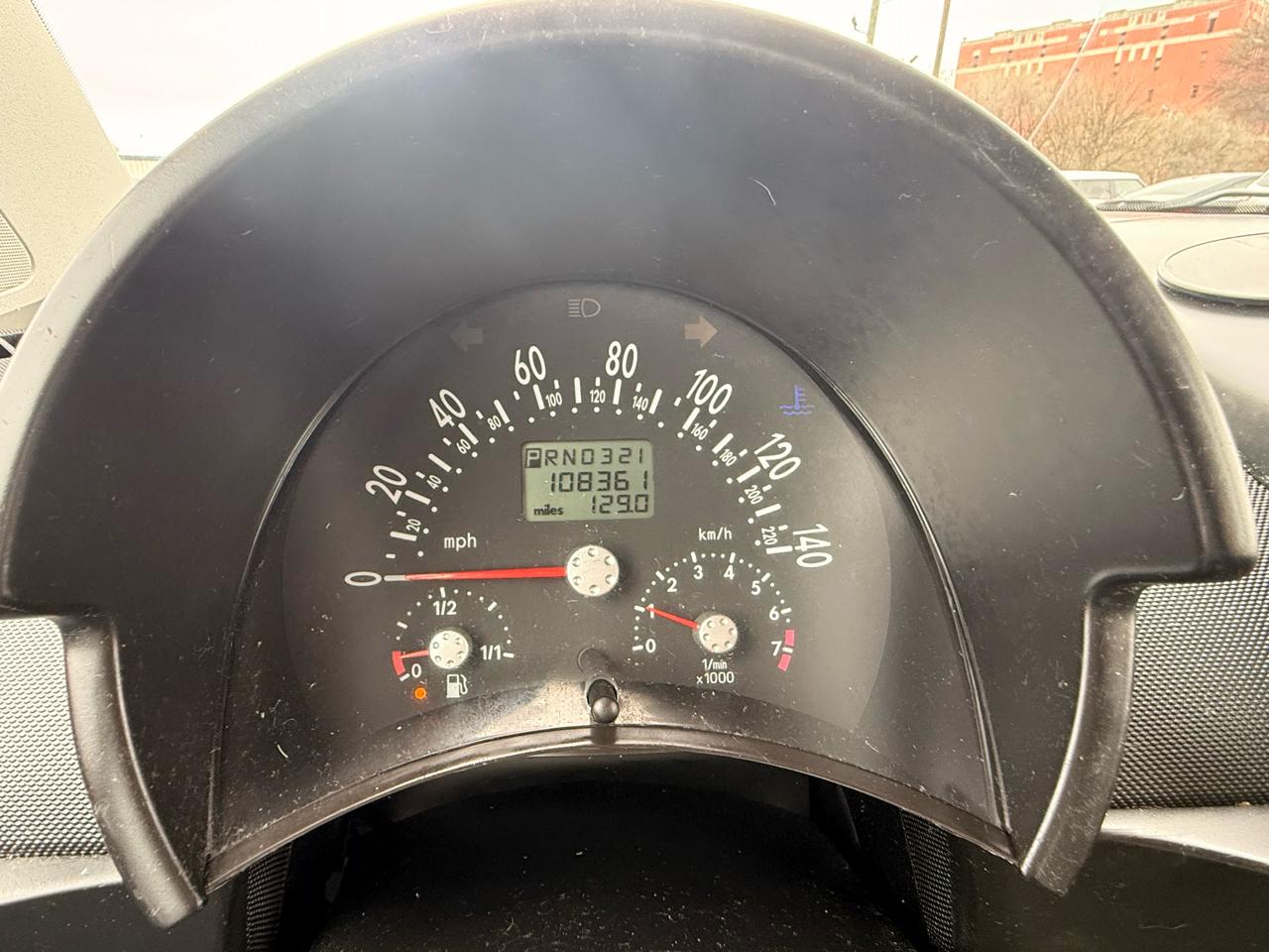 Volkswagen New Beetle Coupe 2dr Cpe GL Auto 2003