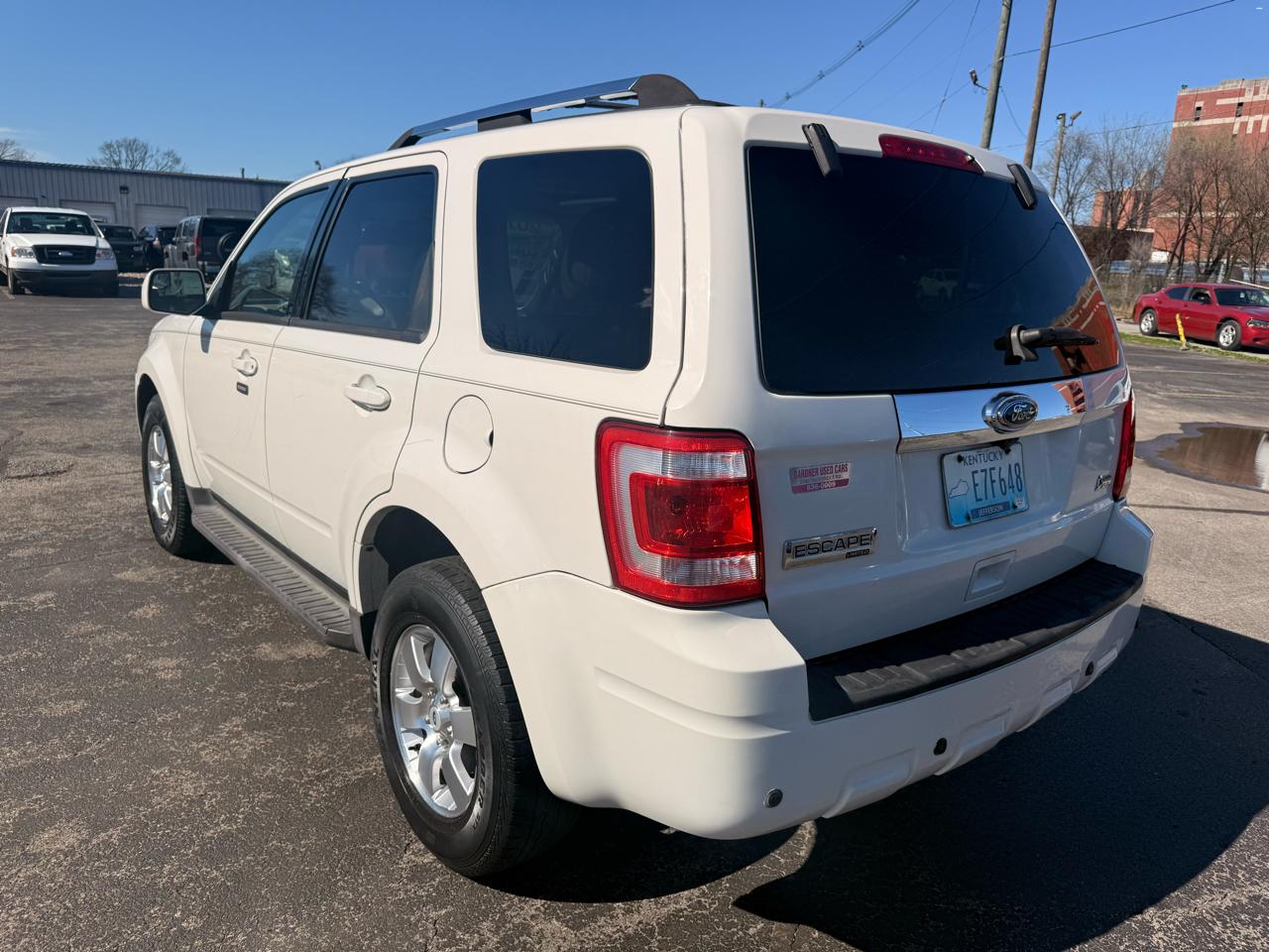 Ford Escape FWD 4dr Limited 2010