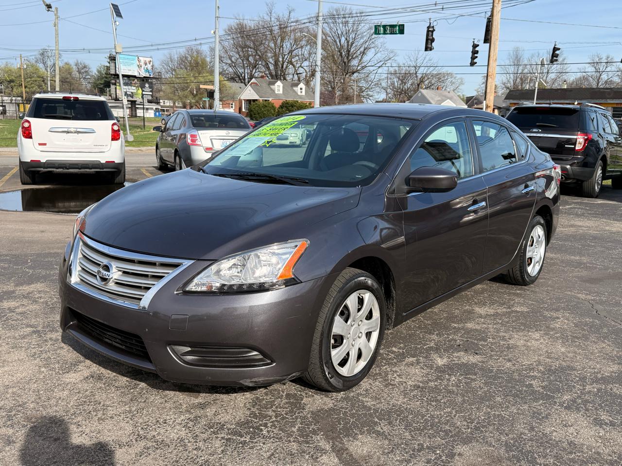 Nissan Sentra 4dr Sdn I4 CVT S 2014