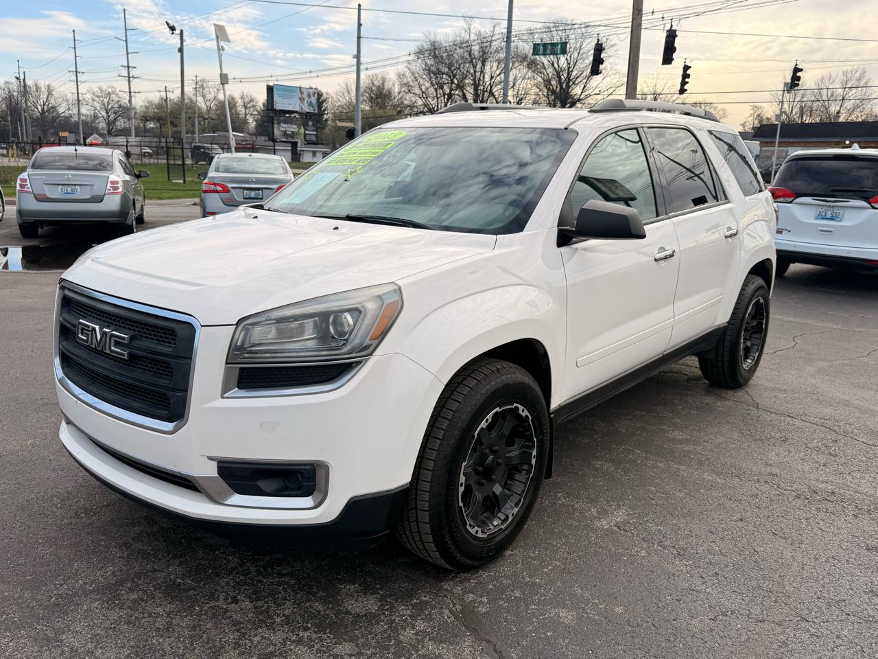 GMC Acadia FWD 4dr SLE w/SLE-2 2013