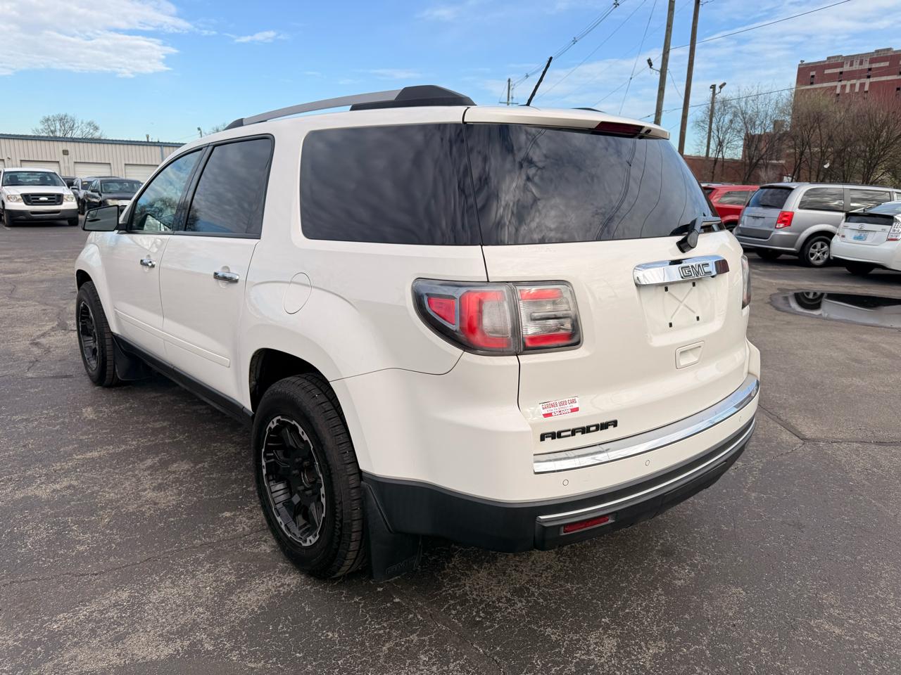 GMC Acadia FWD 4dr SLE w/SLE-2 2013
