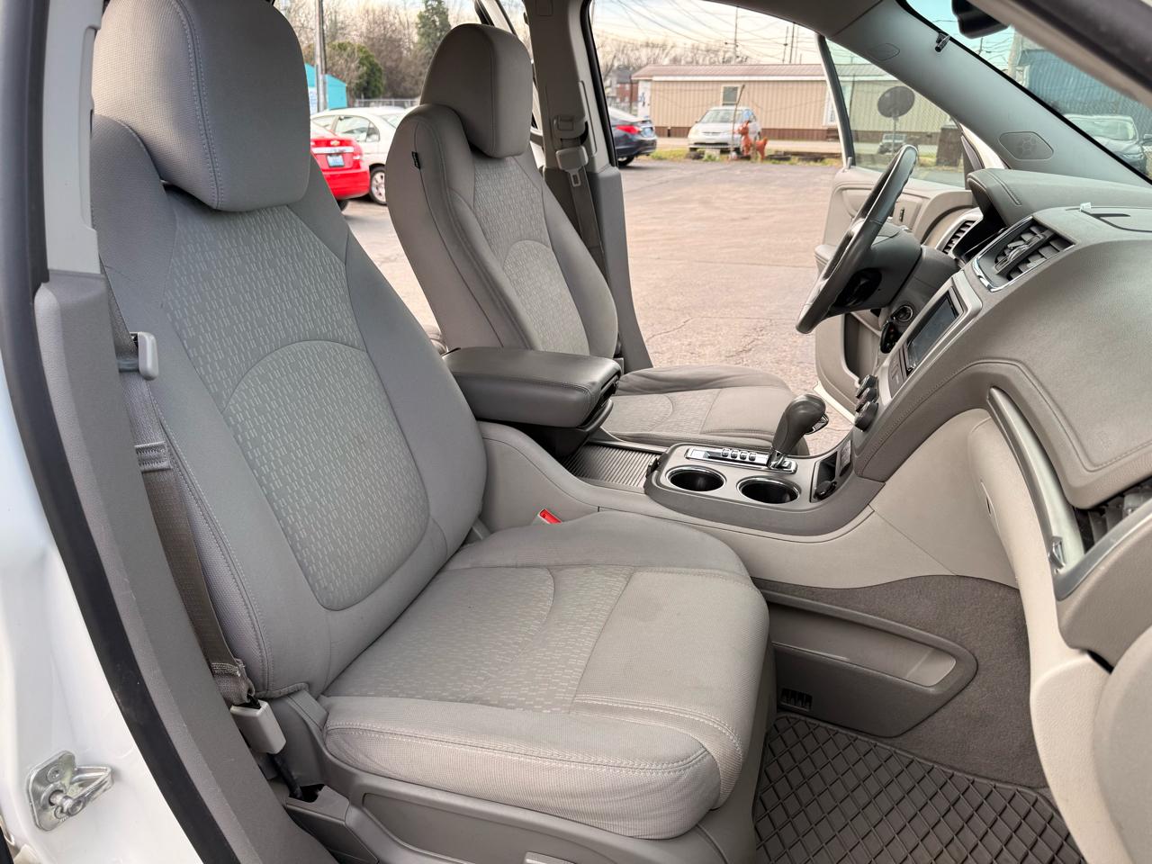 GMC Acadia FWD 4dr SLE w/SLE-2 2013