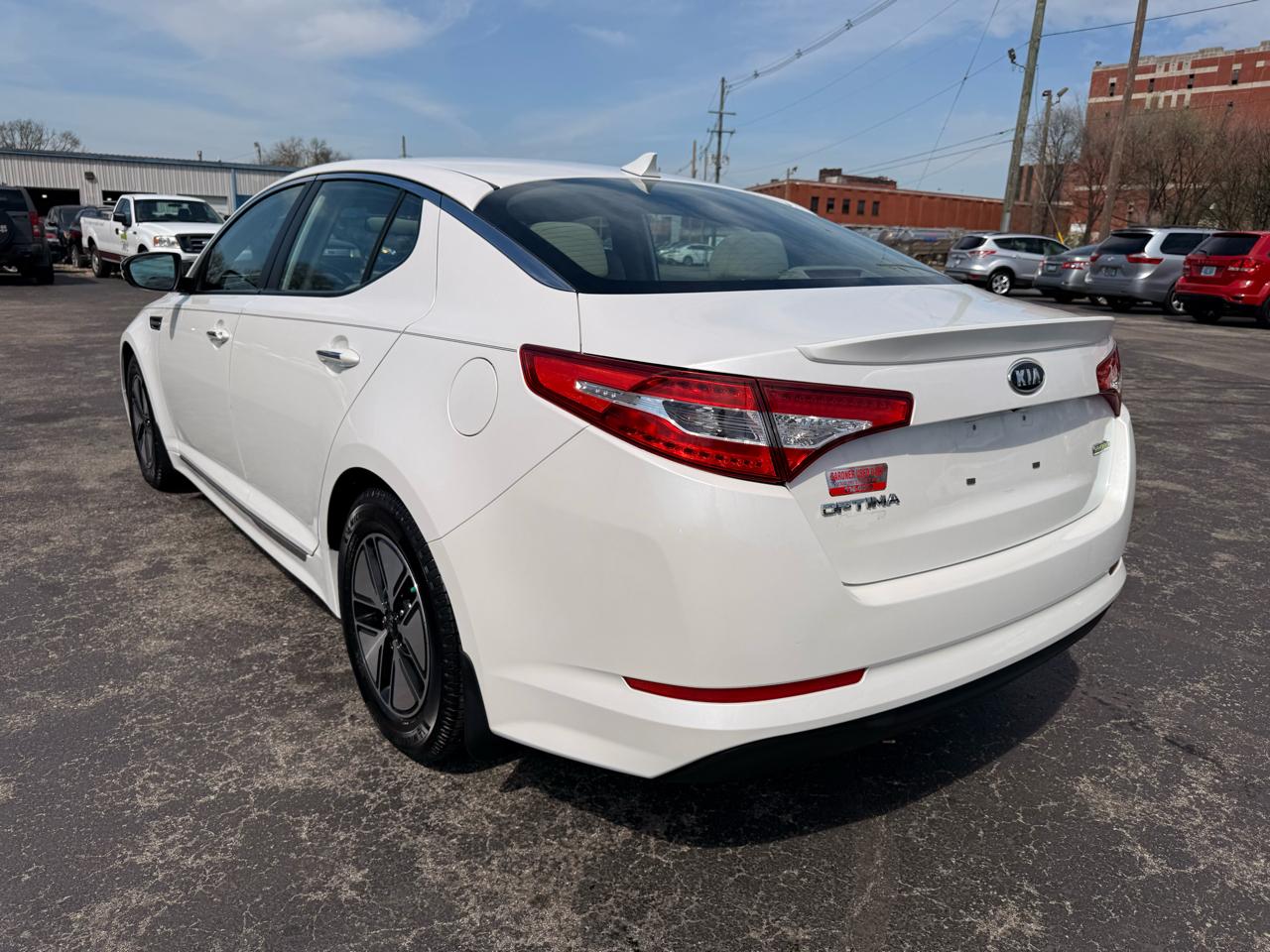 Kia Optima 4dr Sdn 2.4L Auto Hybrid 2012